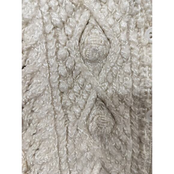 3207) DKNY Hand Knit Cottageore Wool Blend Button Up Cream Vest Size Medium - Picture 4 of 6